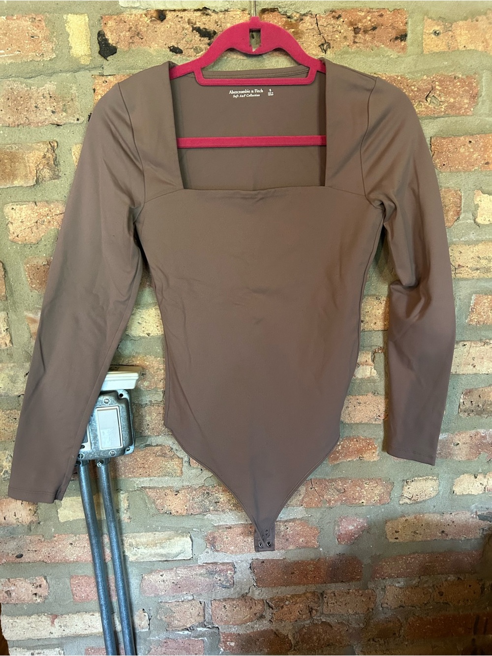 Abercrombie & Fitch Brown Square-Neck Long Sleeve Bodysuit
